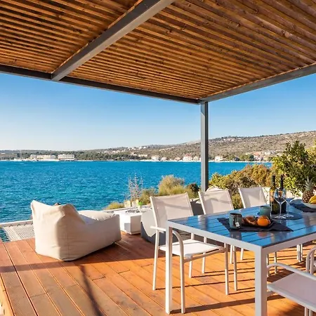 Luxury Diamond Two With Pool Villa *