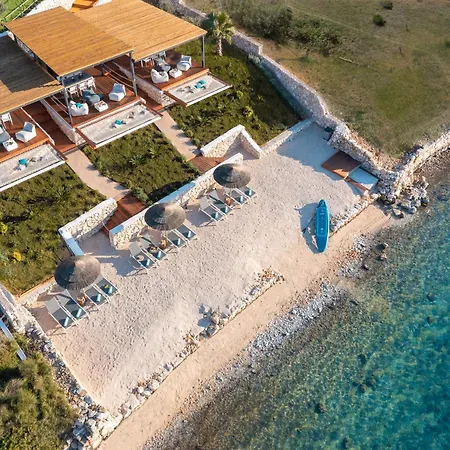 Villa Luxury Diamond Two With Pool Podglavica